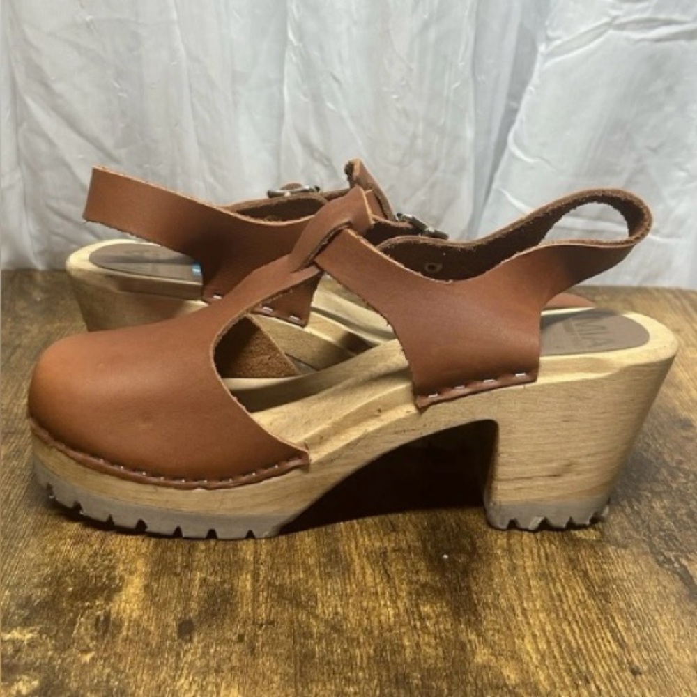 MIA Tan T-Strap Clogs Size 40